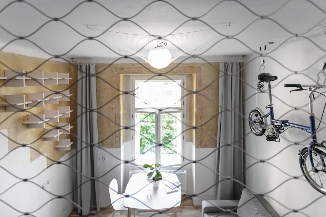 Turnkey I Designed Studio Прага Екстер'єр фото